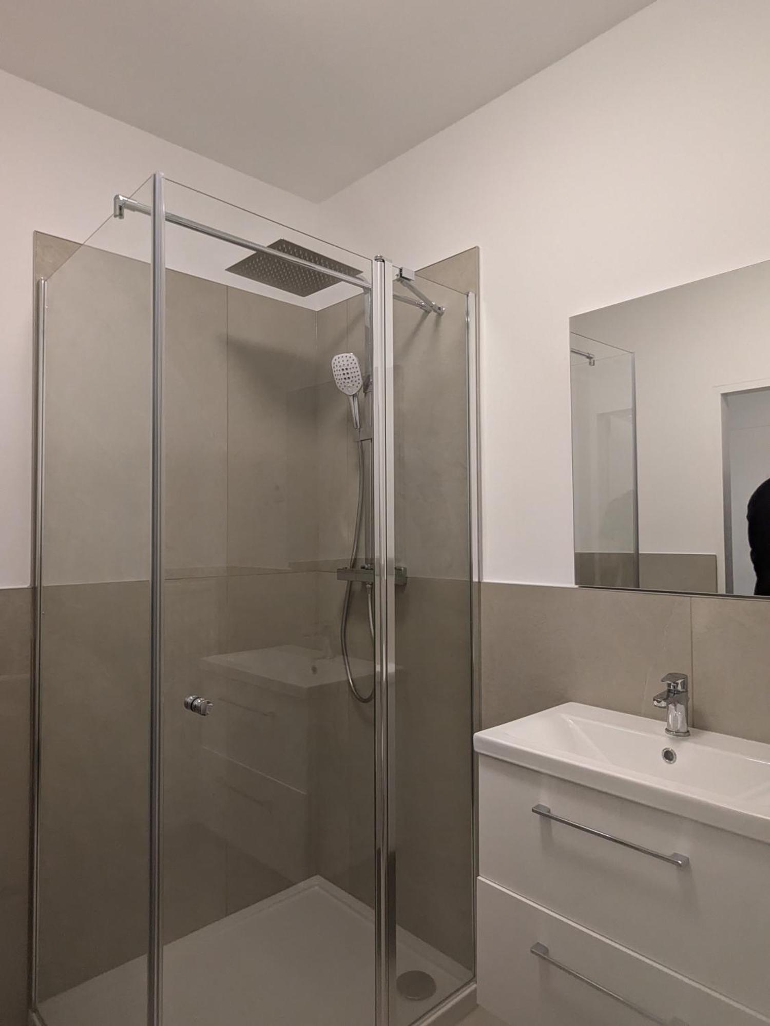 Ferienwohnung Dado 2 アイゼンシュタット エクステリア 写真